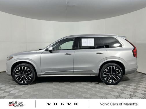 2025 Volvo XC90 B6 Plus 7-Seater