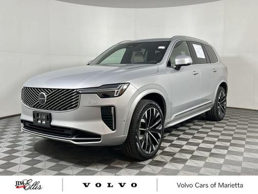 2025 Volvo XC90 B6 Plus 7-Seater