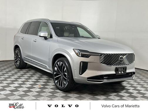 2025 Volvo XC90 B6 Plus 7-Seater