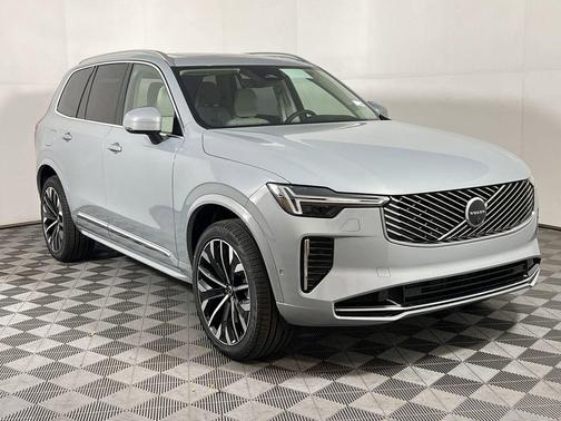 2026 Volvo XC90 B6 Ultra 7-Seater