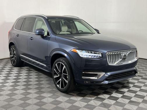 2024 Volvo XC90 B5 Plus Bright Theme