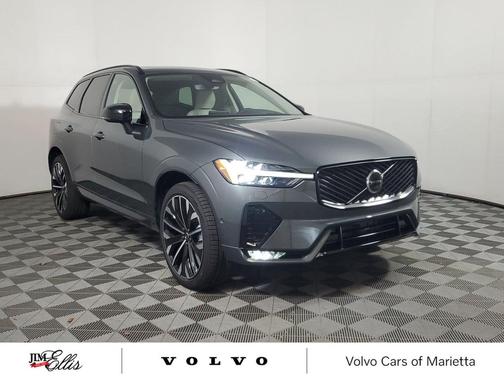 Forest Lake 2027 Volvo XC60 Ultra
