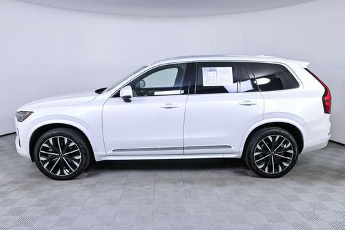 2025 Volvo XC90 B6 Plus 7-Seater
