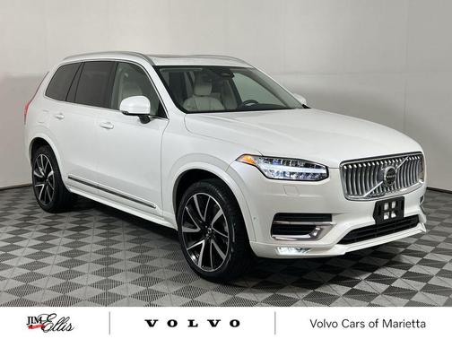 2024 Volvo XC90 B6 Plus Bright Theme 7-Seater