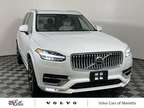2024 Volvo XC90 B6 Plus Bright Theme 7-Seater