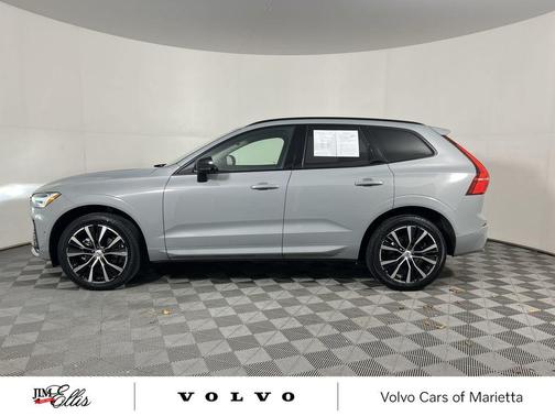 2025 Volvo XC60 B5 Plus