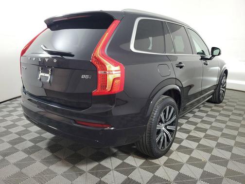 Onyx Black Metallic 2023 Volvo XC90 B5 Core