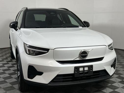 2023 Volvo XC40 Recharge Pure Electric Twin Core