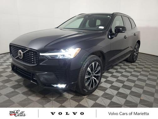 2025 Volvo XC60 B5 Core