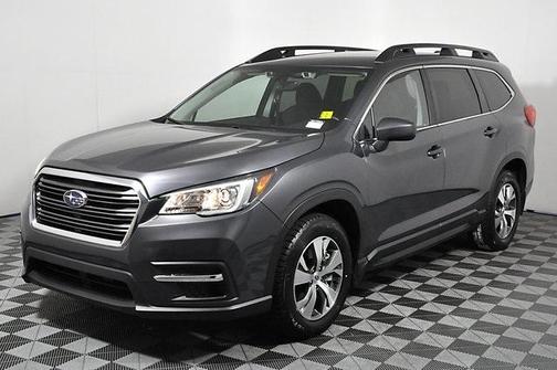 Photo 3 of 15 of 2020 Subaru Ascent Premium 7-Passenger