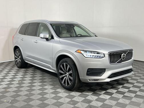 2023 Volvo XC90 B5 Core