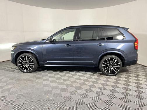 2026 Volvo XC90 B6 Ultra Dark Theme 6-Seater