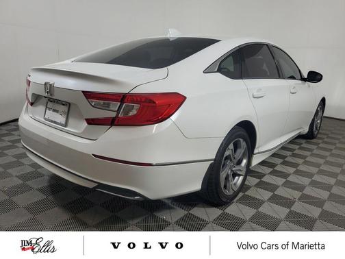 Platinum White Pearl 2019 Honda Accord EX-L
