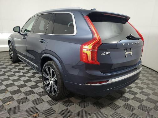 2025 Volvo XC90 B6 Ultra
