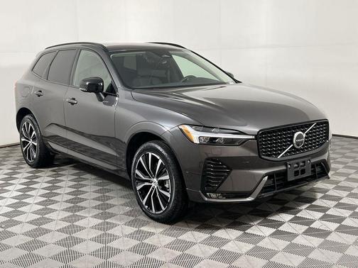 2025 Volvo XC60 B5 Plus
