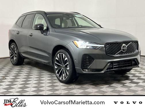 2026 Volvo XC60 B5 Ultra