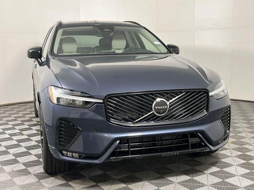 2026 Volvo XC60 B5 Ultra