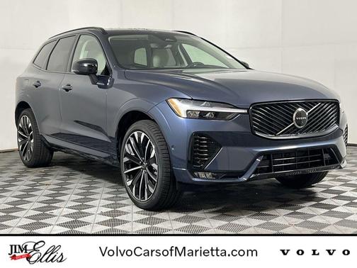 2026 Volvo XC60 B5 Ultra