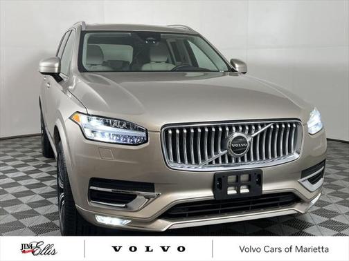2024 Volvo XC90 B5 Core Bright Theme