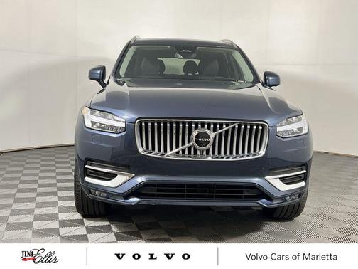2024 Volvo XC90 B6 Ultimate Bright Theme 7-Seater
