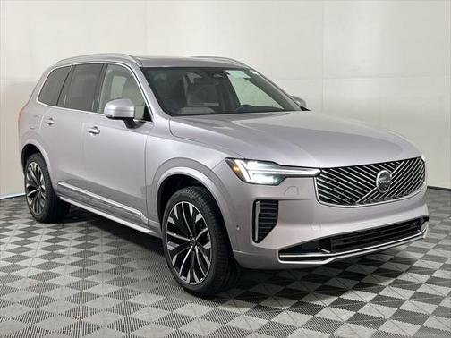 2026 Volvo XC90 B6 Plus 7-Seater