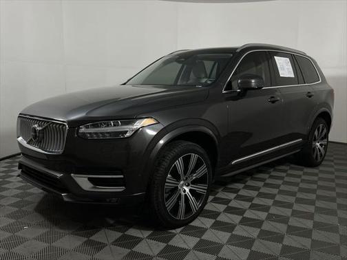2024 Volvo XC90 B5 Plus Bright Theme