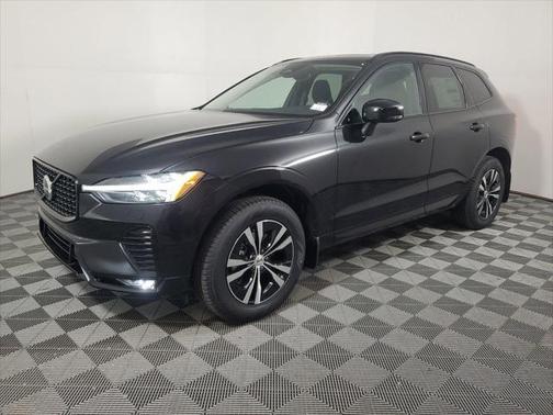 2025 Volvo XC60 B5 Core
