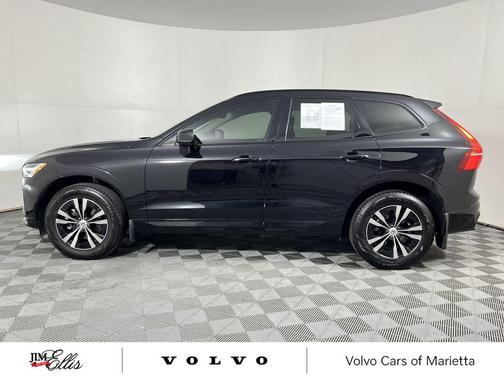 2025 Volvo XC60 B5 Core