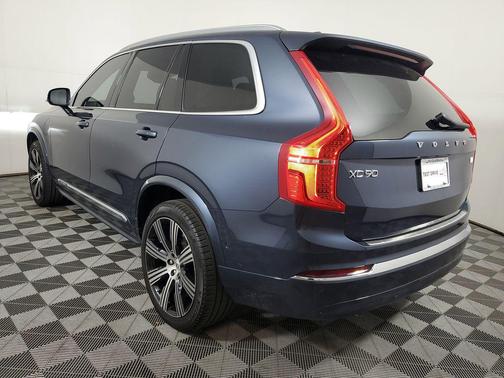 2024 Volvo XC90 Recharge Plug-In Hybrid T8 Ultimate 6-Seater