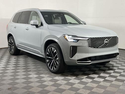 2026 Volvo XC90 B6 Plus 7-Seater