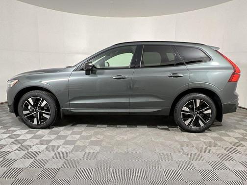 2026 Volvo XC60 B5 Core
