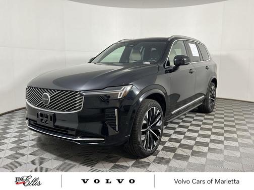 2025 Volvo XC90 B6 Plus 7-Seater