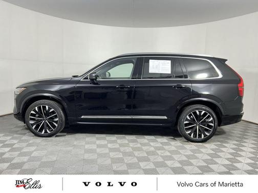 2025 Volvo XC90 B6 Plus 7-Seater