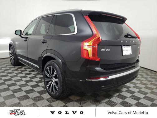 Onyx Black Metallic 2025 Volvo XC90 B5 Core