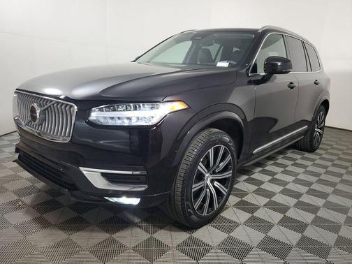 Onyx Black Metallic 2025 Volvo XC90 B5 Core