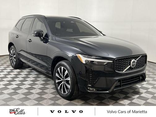 2025 Volvo XC60 B5 Plus