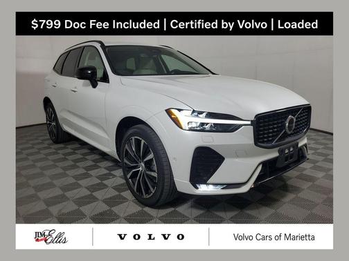 Crystal White Metallic 2023 Volvo XC60 B5 Plus Dark Theme