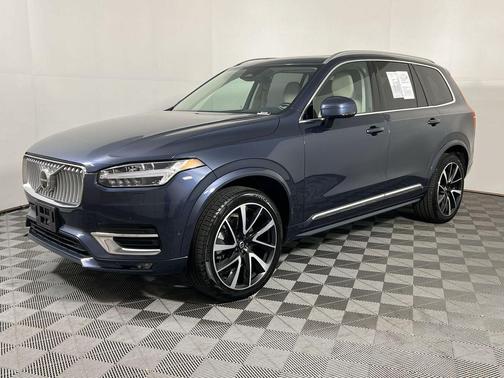 2023 Volvo XC90 B6 Plus 7-Seater