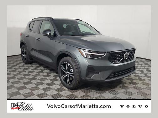 Forest Lake 2026 Volvo XC40 Core, B5 AWD Gas (mild hybrid), Dark