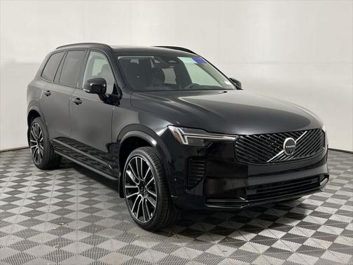 2026 Volvo XC90 B6 Ultra Dark Theme 7-Seater