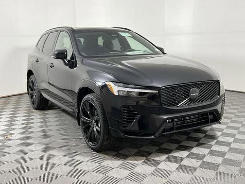 2026 Volvo XC60 Plug-In Hybrid Black Edition Ultra, T8 AWD Electric/Gasoline, Dark