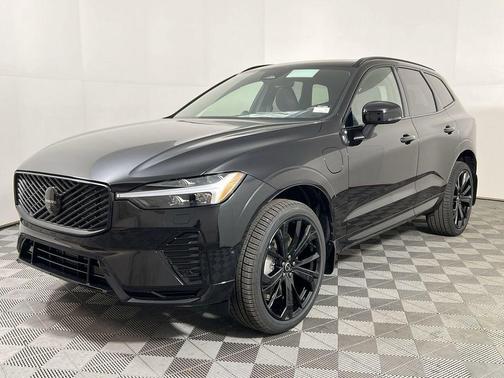 2026 Volvo XC60 Plug-In Hybrid Black Edition Ultra, T8 AWD Electric/Gasoline, Dark