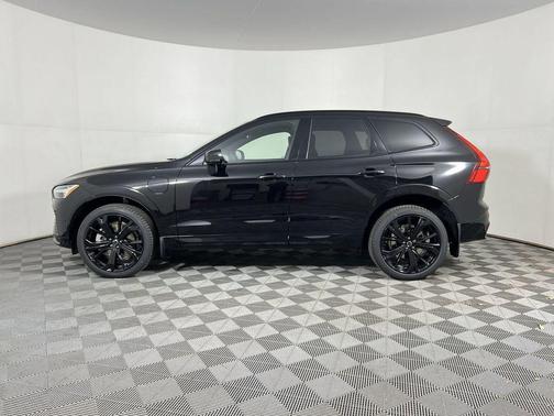 2026 Volvo XC60 Plug-In Hybrid Black Edition Ultra, T8 AWD Electric/Gasoline, Dark