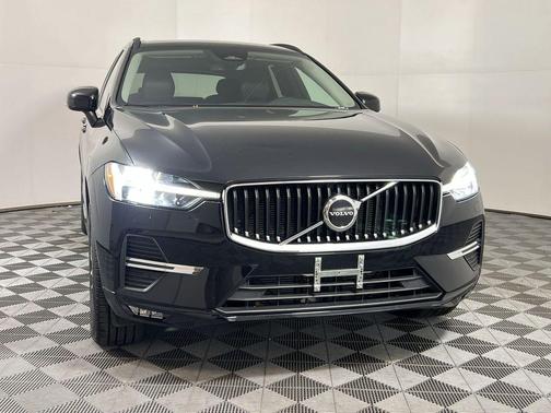 2023 Volvo XC60 B5 Core