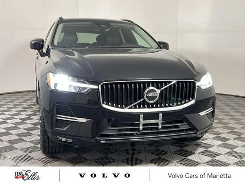 2023 Volvo XC60 B5 Core