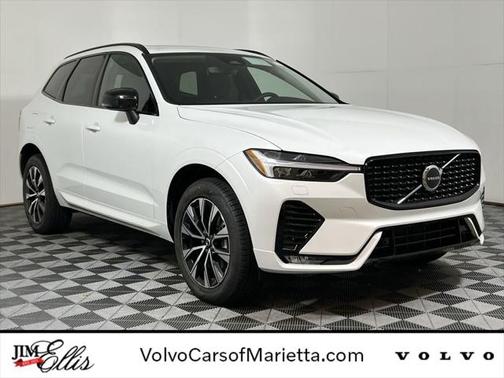 2025 Volvo XC60 B5 Core