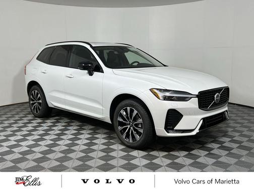 2025 Volvo XC60 B5 Core