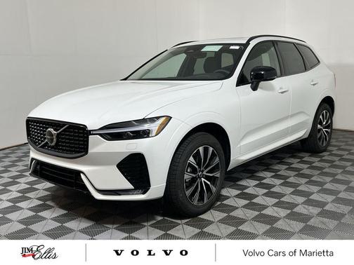 2025 Volvo XC60 B5 Core