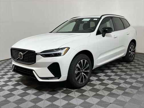 2025 Volvo XC60 B5 Core