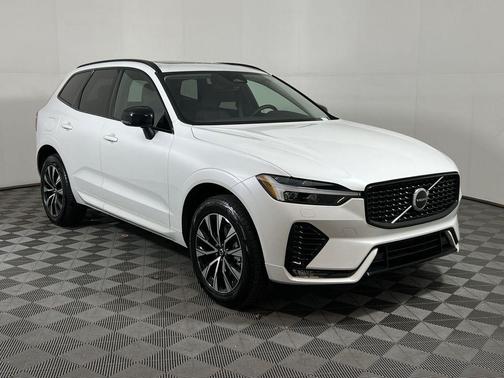 2025 Volvo XC60 B5 Core